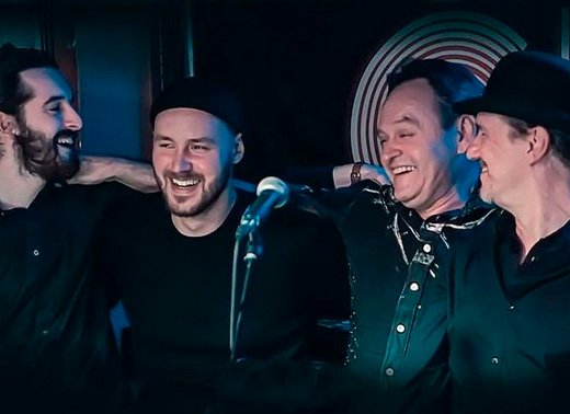 GLAM UP! Roaring seventies and eighties