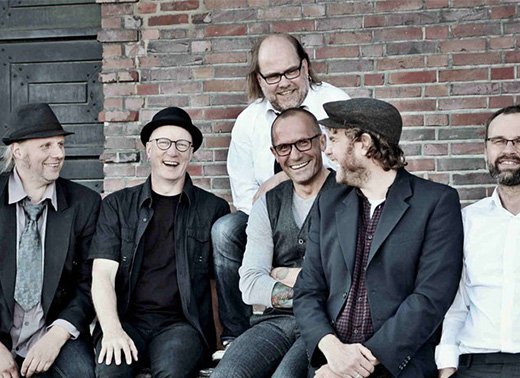 ANCHOR IN INK - MARITIMER FOLK-ROCK AUS KIEL